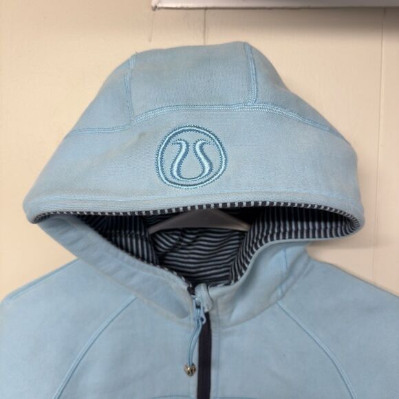 Lululemon Scuba Hoodie Striped Trim Shhh I’m Meditating Full Zip Up Women 6 GUC - Picture 5 of 12